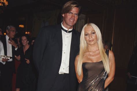 daniel versace beck età|donatella versace husband paul beck.